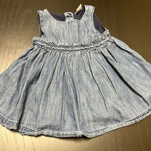Baby gap dress